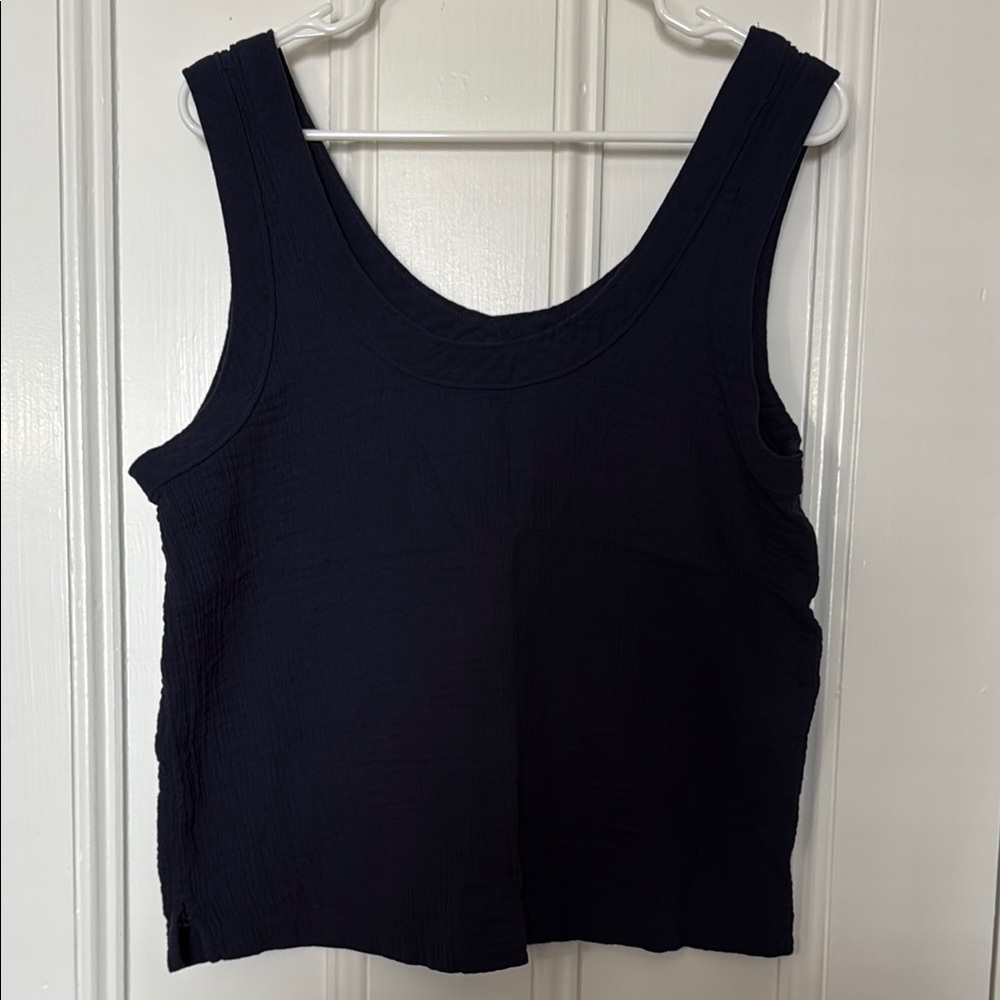 Loft Women's Navy Sleeveless Top